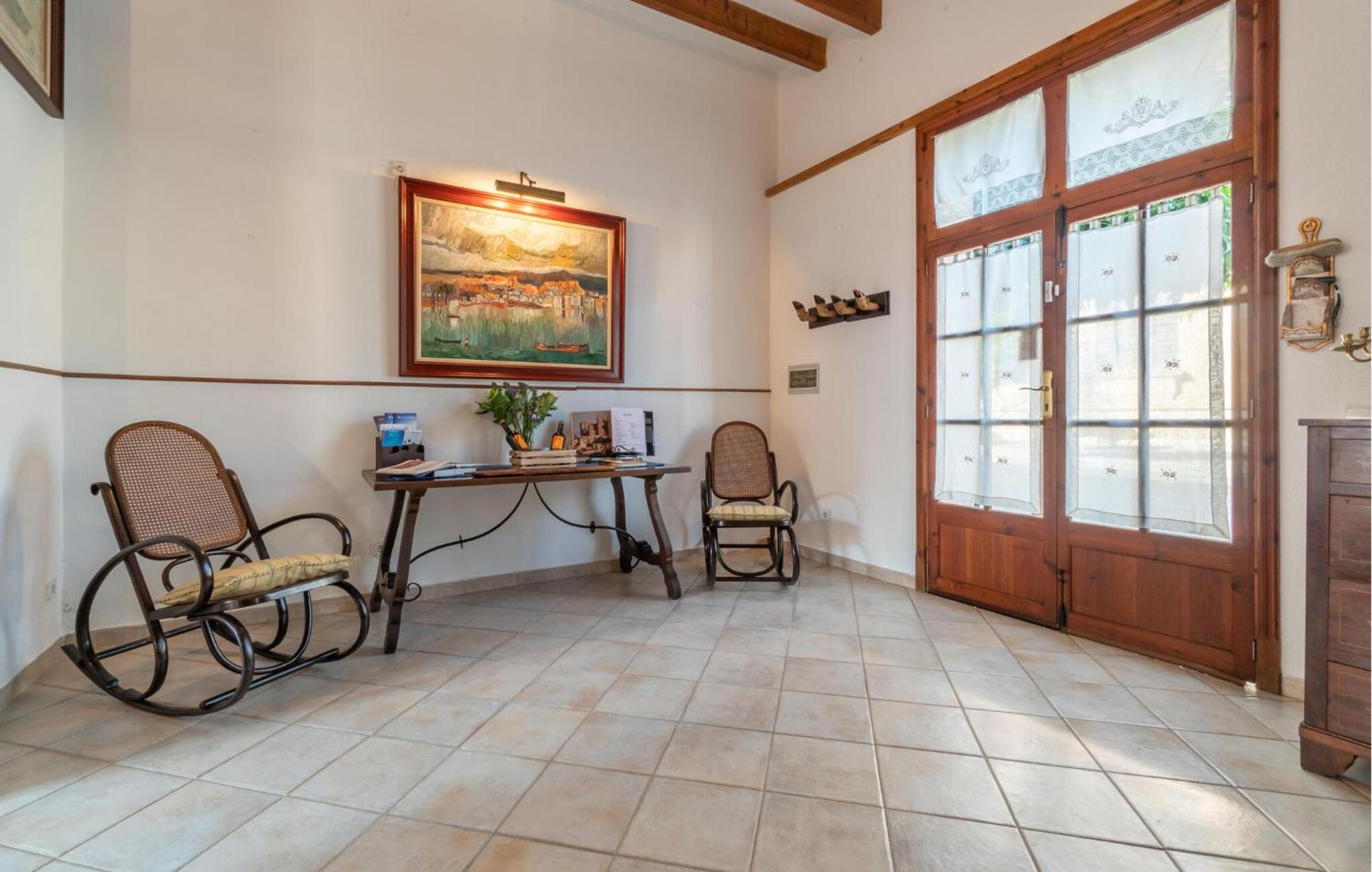 Cozy In Santa Malrgalida With Wifi Ferienhaus Santa Margalida